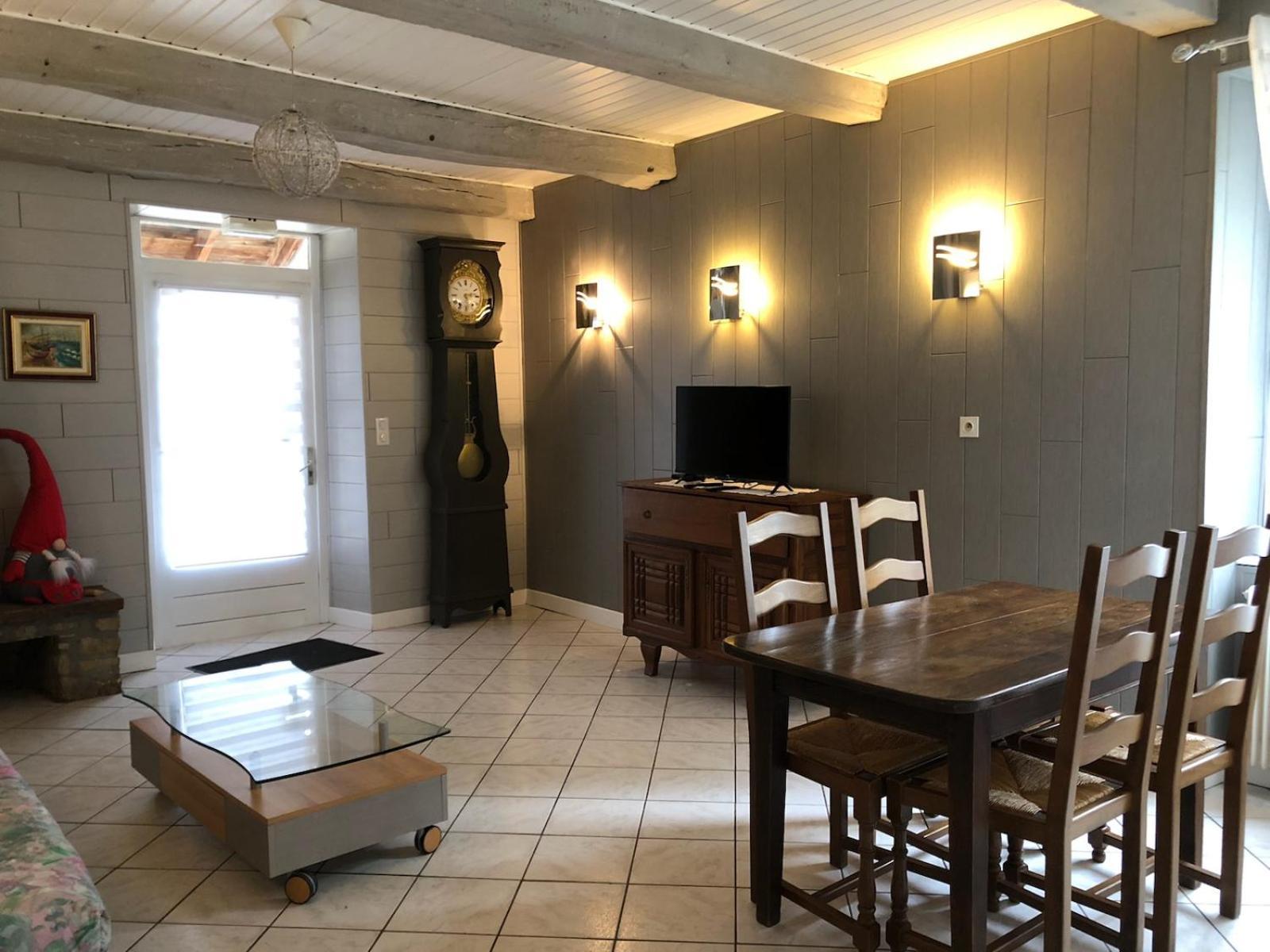 Aux Berges Du Doubs Bed & Breakfast Ougney-Douvot Dış mekan fotoğraf